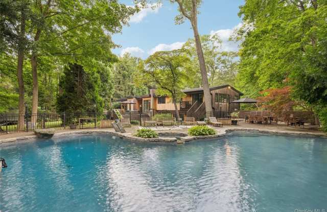 14 Tall Tree Court Gallery 3