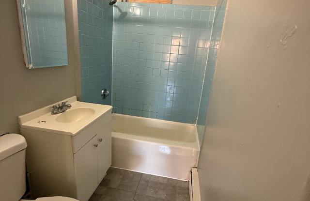 118 Hillside Avenue - 2S Gallery 3