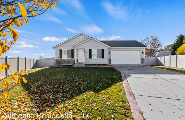 156 W Apple Avenue - 156 West Apple Avenue, Saratoga Springs, UT 84045