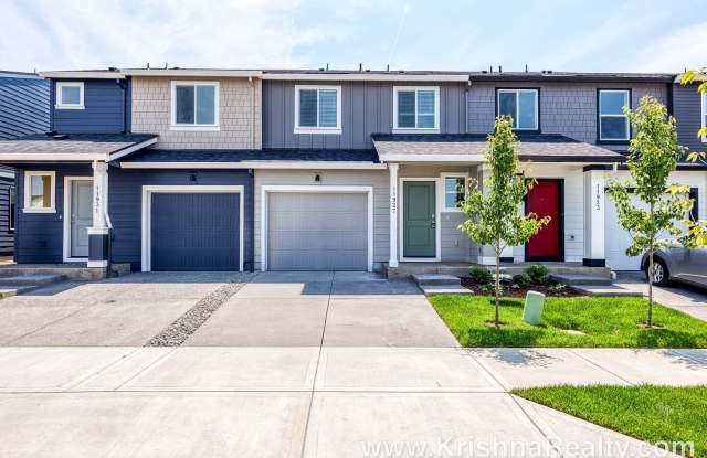 Beautiful NEW CONSTRUCTION 3 Bedroom 2.5 Bath DR Horton Townhome For Rent photos photos