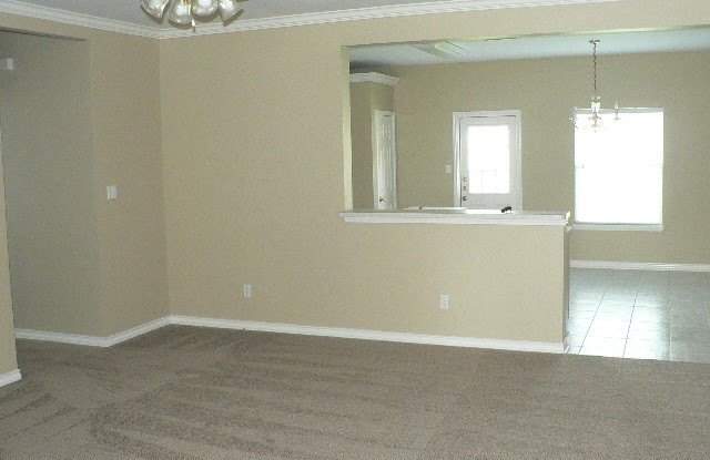 6541 Fenwick Drive Gallery 2