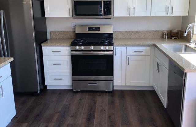 10427 La Morada - 10427 La Morada Drive, San Diego, CA 92124