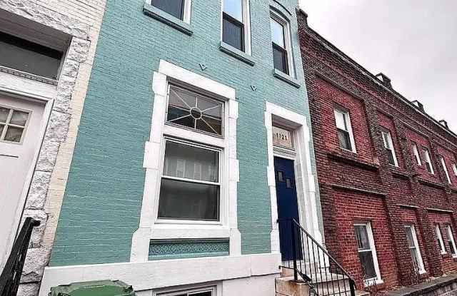 1721 MCCULLOH Street unit: 3 photos photos