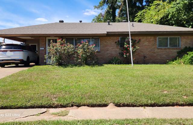 4108 Parkway Drive - 4108 Parkway Drive, Bossier City, LA 71112