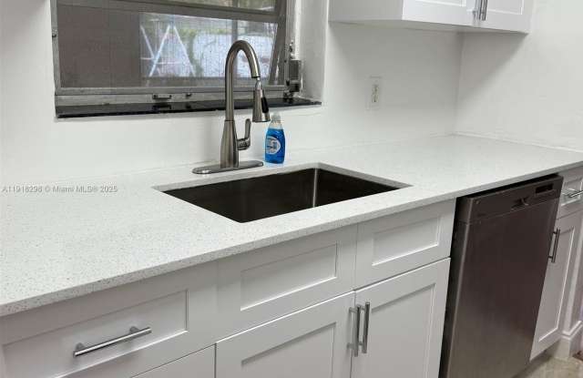 6420 SW 18th Terrace 6420, West Miami, FL 33155 - 6420 Southwest 18th Terrace, West Miami, FL 33155