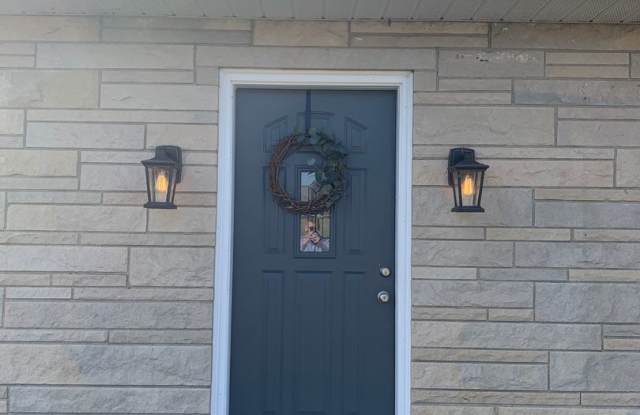 4 Bed 2 Bath Home in Ellettsville! Gallery 3