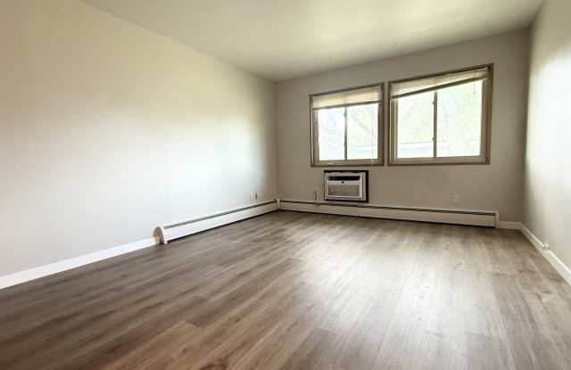 2070 Allen Boulevard - 21 Gallery 1