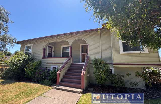 Vintage, Charming 3bed/ 2 bath on a Corner Lot, Hard Surface Floors- Coming Soon!! photos photos