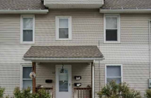 102 Fairview Street - 102 Fairview Street, Waterbury, CT 06710