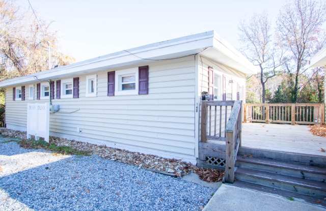 Updated Duplex in the Heart of Newport News Gallery 1