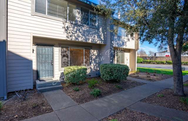 Lovely 3 Bedroom Townhouse ~ Water Included photos photos Lovely 3 Bedroom Townhouse ~ Water Included photos photos