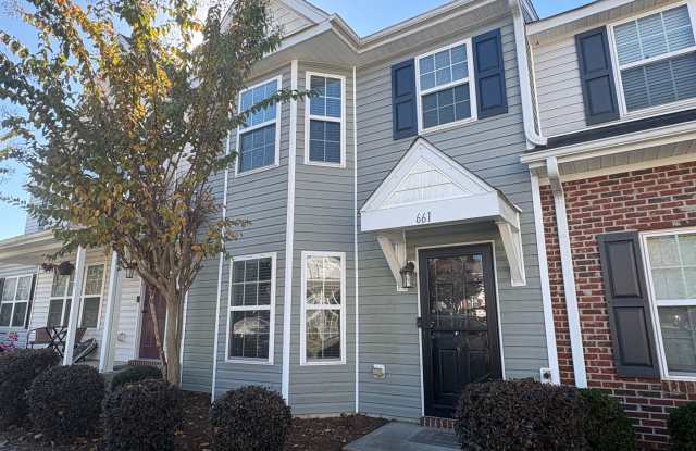 2 Bedroom, 2.5 Bathroom Townhouse in Greensboro! photos photos