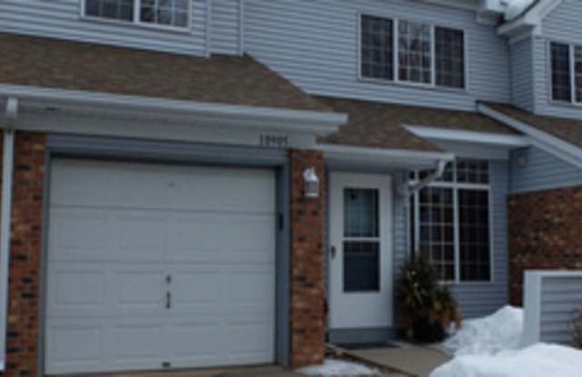 10905 Pennsylvania Avenue South - 10905 Pennsylvania Avenue South, Bloomington, MN 55438