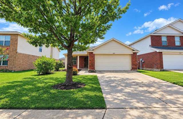 1229 Pine Forest Drive Gallery 1