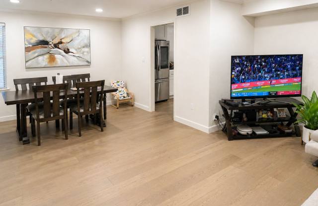 5221 Springdale Avenue photos photos