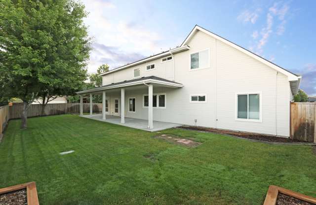 2334 East Chimere Drive Gallery 2