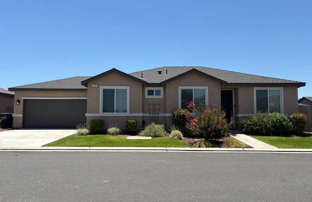 Charming home located in Arbor Gates community. photos photos