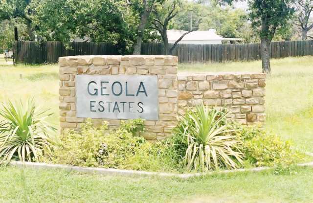 115 Geola St photos photos