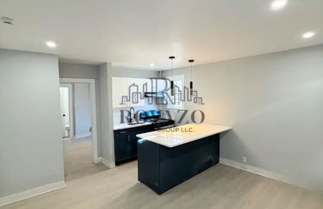 85 Astor Street photos photos