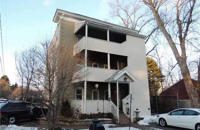 22 Curtiss St - 22 Curtiss Street, Bristol, CT 06010