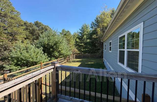 573 Highland Creek Drive Gallery 4