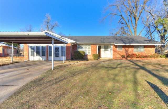 421 Foreman Avenue photos photos