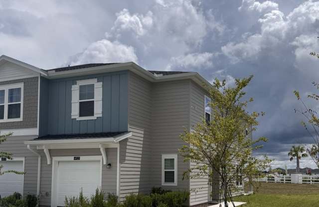 Welcome to 4923 SW 81st Loop – Stunning New Construction Townhouse! - 4923 Southwest 81st Loop, Marion County, FL 34476
