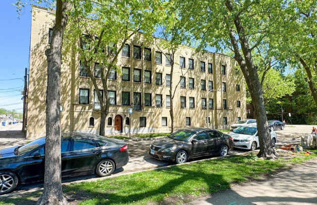 2634 W GLENLAKE Avenue unit: 3C photos photos