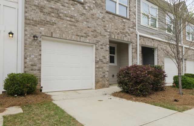 1677 Vernon Boulevard photos photos