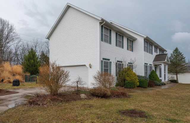 MUST SEE!  Bright, Spacious Home with Tons of Charm Gallery 3