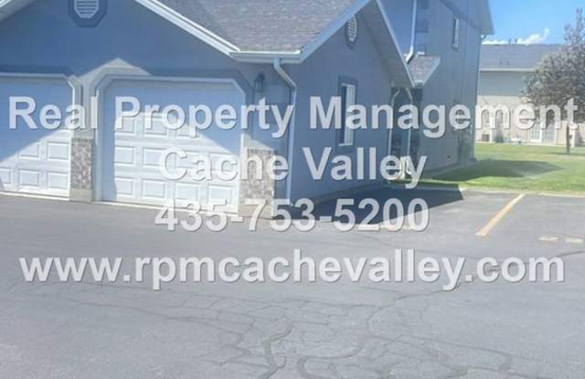 229 W 1458 S photos photos