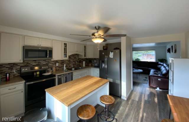 8227 Conifer Rd Gallery 3