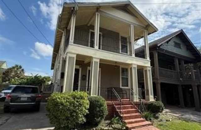 4216 S LIBERTY Street photos photos