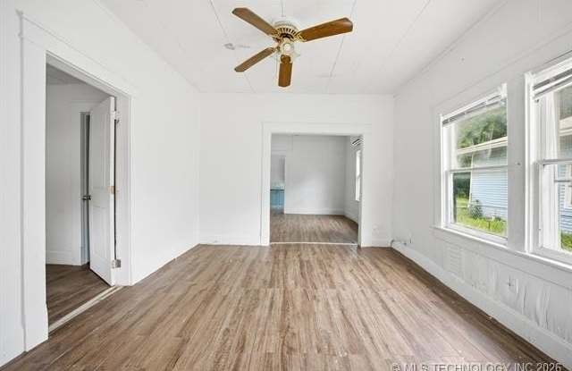 908 N Collins Avenue Gallery 3