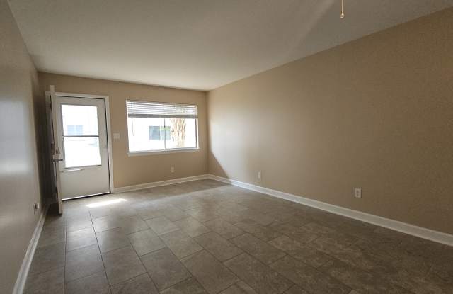 726 Eglin Pkwy NE Unit 5A photos photos 726 Eglin Pkwy NE Unit 5A photos photos