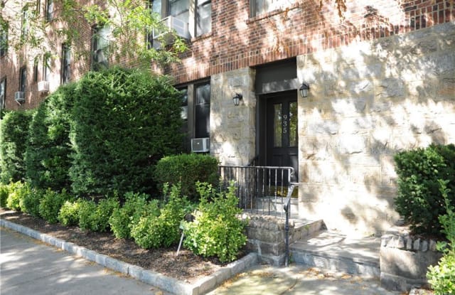 935 Palmer Road - 935 Palmer Rd, Yonkers, NY 10708