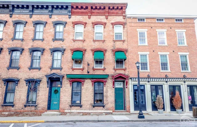 258 Warren St photos photos
