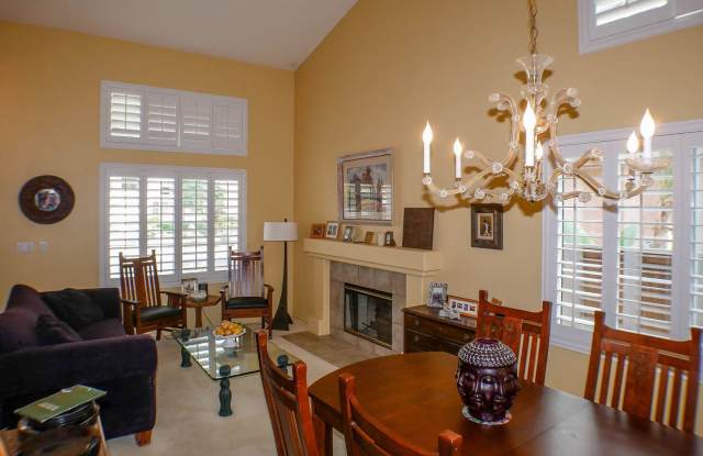 11977 Meriden Lane Gallery 4