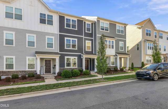 6417 Mentor Place Gallery 3
