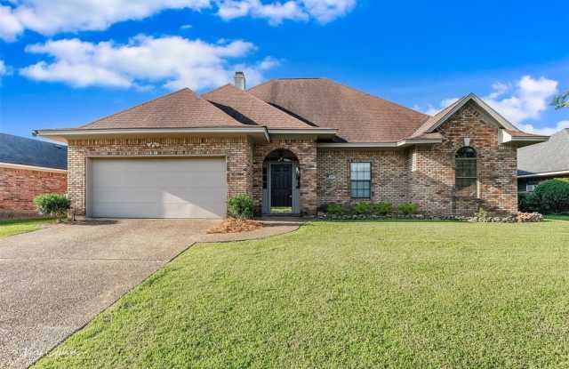 462 Mayfair Court photos photos