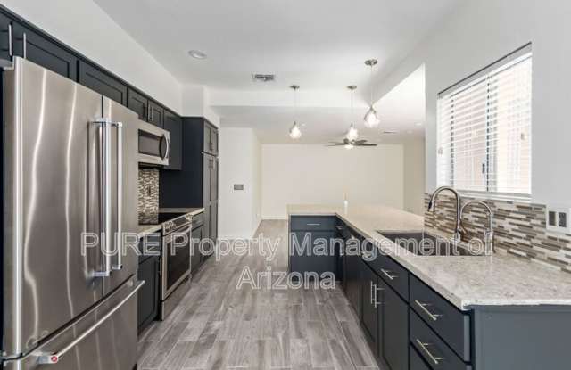 6017 E Betty Elyse Ln - 6017 East Betty Elyse Lane, Phoenix, AZ 85254