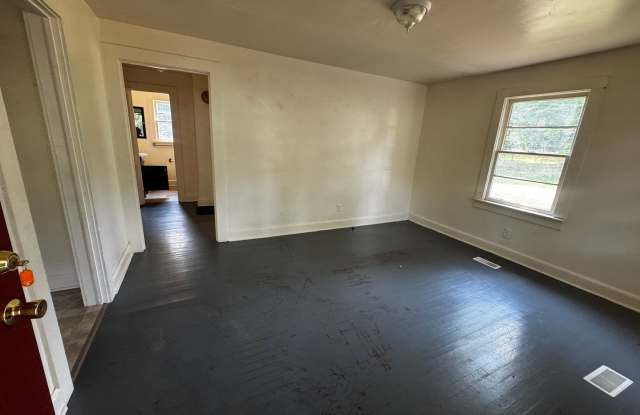 2/1 House in Shelby, NC Gallery 4