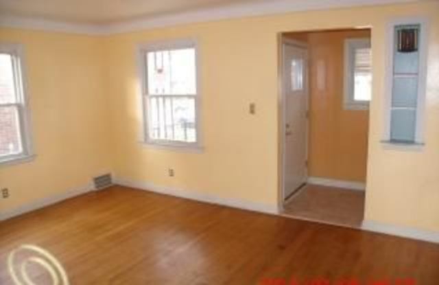 15720 Couzens Ave Gallery 2
