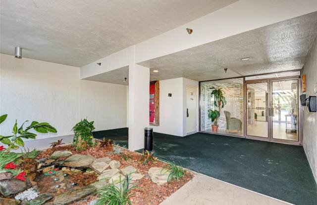 1055 BEACH ROAD Gallery 4
