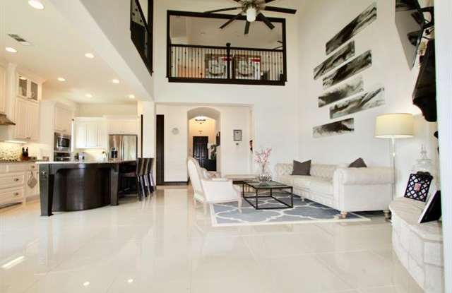 6306 Chimney Peak Gallery 2