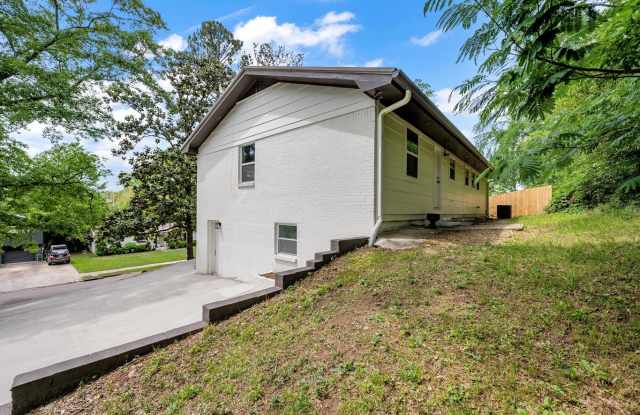 917 South Forrest Drive Gallery 4