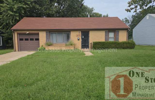 3 Bedroom, 2 Bathroom with 1 Car Garage in Gladstone, Missouri photos photos