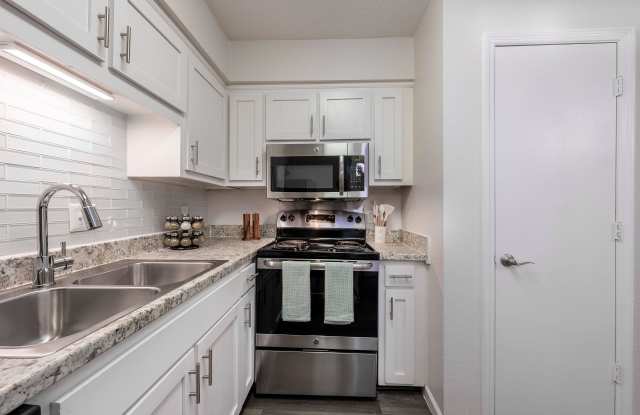Chase Cove Apartments Gallery 3
