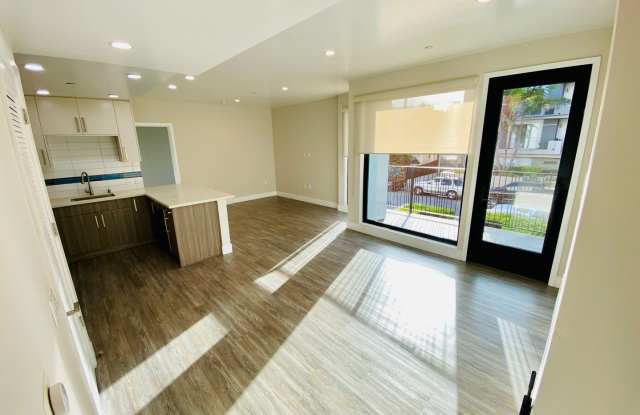 5550 Bonner LLC Gallery 4