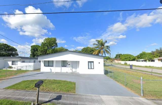 26600 SW 138th Ct photos photos